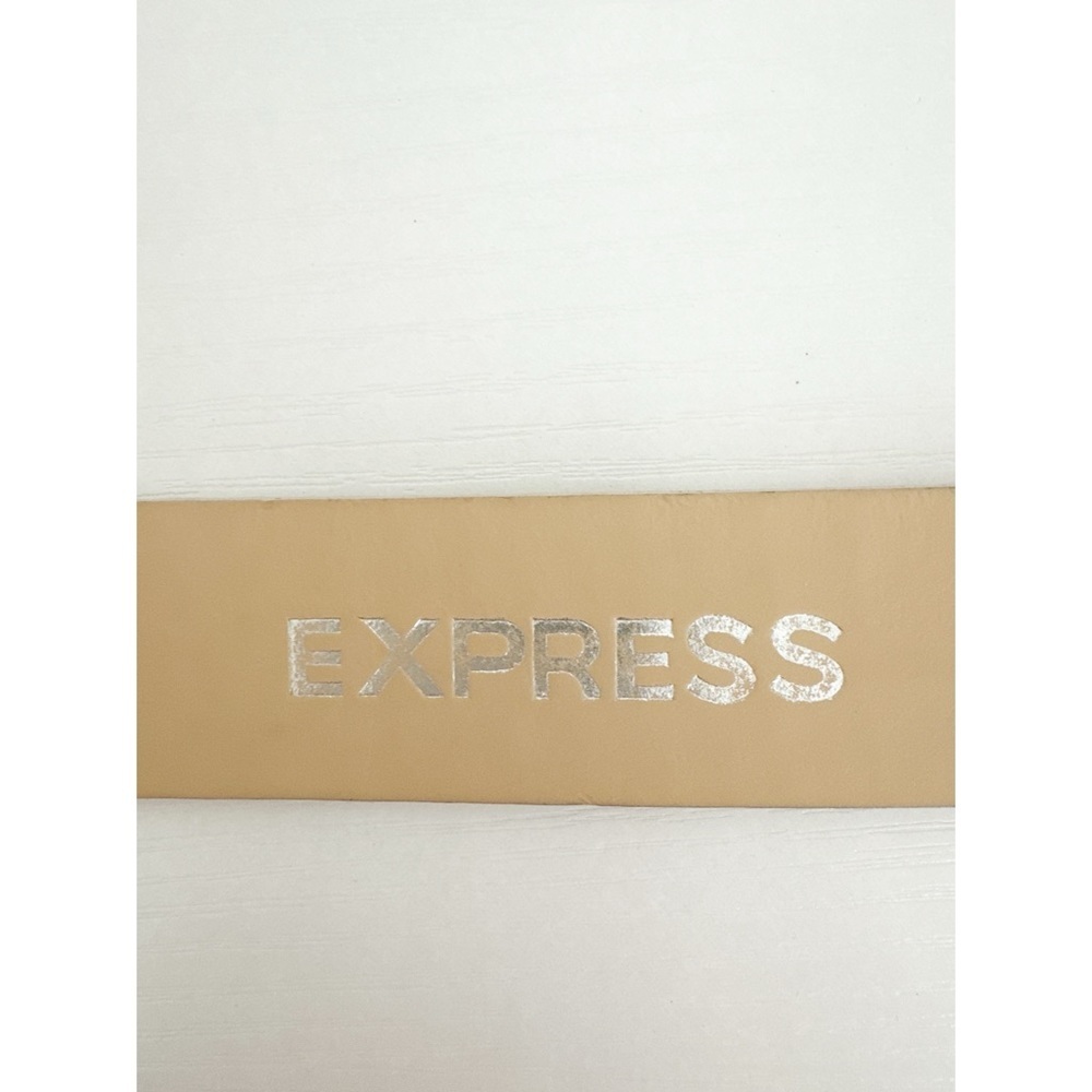 Express Croc Embossed Dress Belt With a Glossy Silver Toned Buckle Womens Size M - Picture 5 of 9
